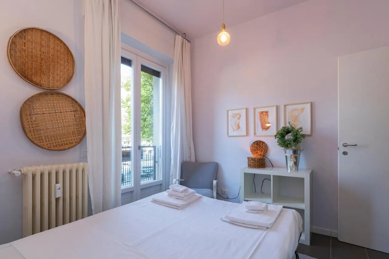Renovated Flat Medeghino 24 Apartment Milan 0*,  Italy