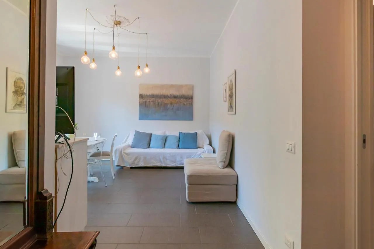 Renovated Flat Medeghino 24 Apartment Milan 0*,